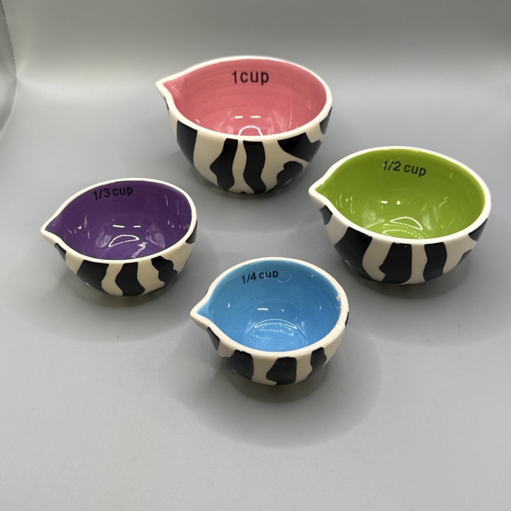 Boston Warehouse Ceramic Nesting Measuring Bowls Cups Set 4pc Zebra Flaw On 1/4